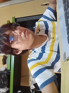 Nani10t online show from 06-13-26, 08:51