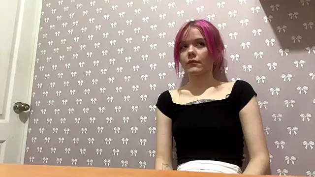 Linecutie online show from 07-01-26, 08:52