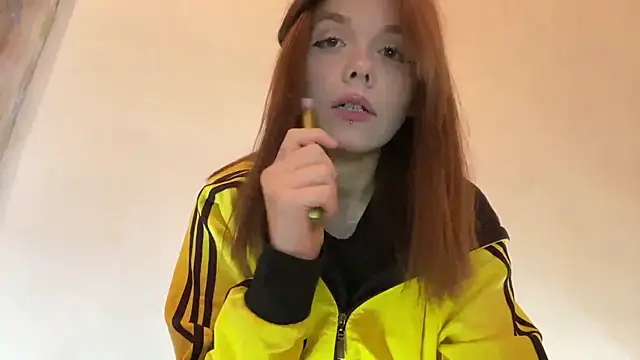 Linecutie online show from 07-28-26, 06:20