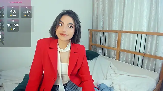 Snapshot of LunarLori chatting on 06-14-26, 08:16 LunarLori online show from 06-14-26, 08:16