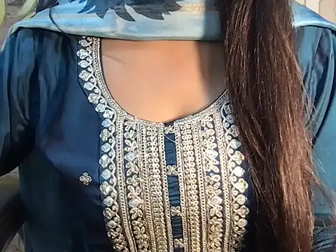 Sizzling Maya online show from 07-04-26, 04:51