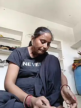 Snapshot of Karishna_hot chatting on 07-06-26, 05:37 Karishna hot online show from 07-06-26, 05:37