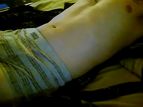 Snapshot of phanton29 chatting on 06-07-26, 07:45 phanton29 online show from 06-07-26, 07:45