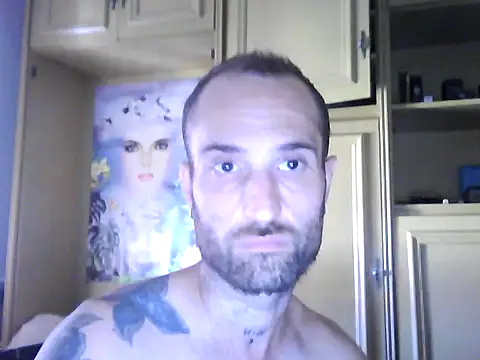 Snapshot of phanton29 chatting on 08-07-26, 03:36 phanton29 online show from 08-07-26, 03:36