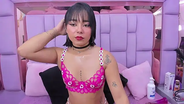roxane vega online show from 07-21-26, 04:31