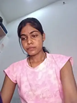Snapshot of aapki_priya chatting on 06-08-26, 04:35 aapki priya online show from 06-08-26, 04:35