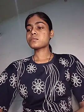 Snapshot of aapki_priya chatting on 06-14-26, 04:58 aapki priya online show from 06-14-26, 04:58