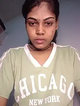 Snapshot of aapki_priya chatting on 06-20-26, 04:48 aapki priya online show from 06-20-26, 04:48