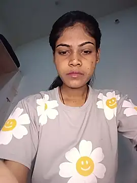 Snapshot of aapki_priya chatting on 06-23-26, 04:21 aapki priya online show from 06-23-26, 04:21