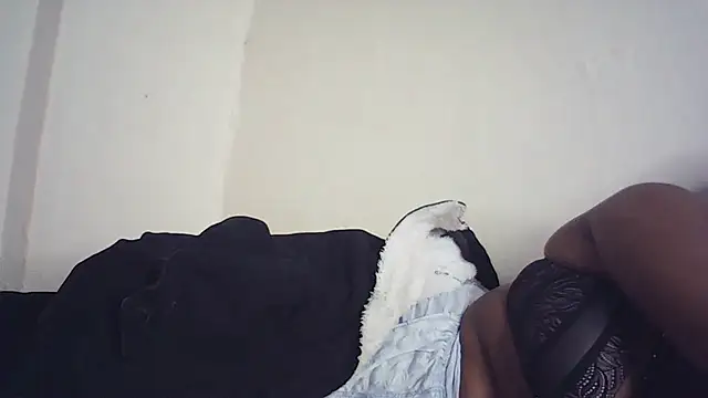 Tashlyn001 online show from 06-06-26, 10:03