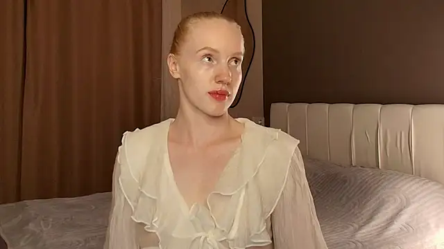 Snapshot of Miss_EliizaShy chatting on 06-18-26, 05:50 Miss EliizaShy online show from 06-18-26, 05:50