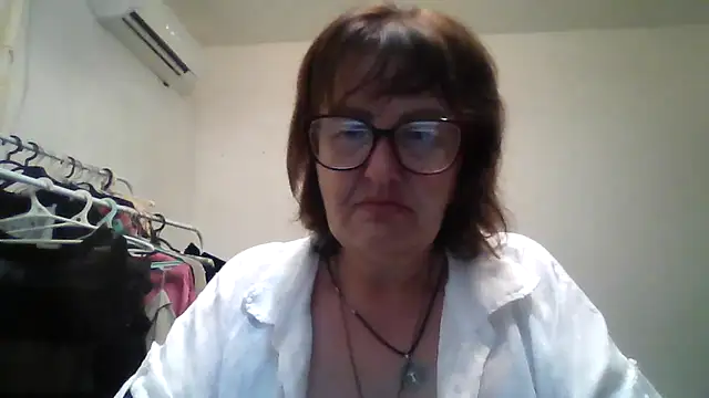 ErikaXShine online show from 08-06-26, 07:49