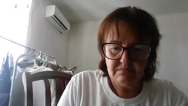 ErikaXShine online show from 08-09-26, 12:10