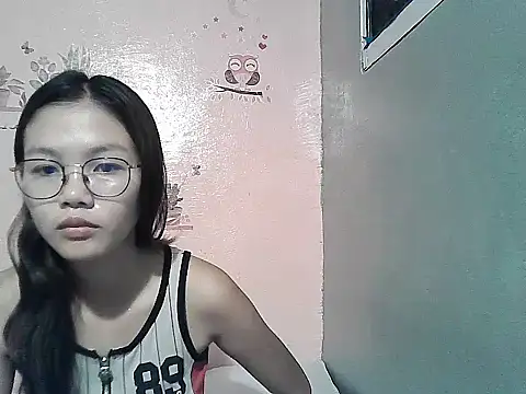 Snapshot of ClassyCrushpinay chatting on 06-19-26, 10:46 ClassyCrushpinay online show from 06-19-26, 10:46