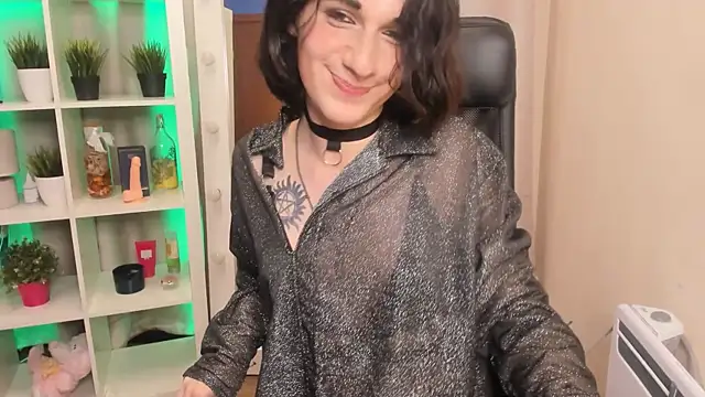 MickeQuinee online show from 07-01-26, 07:21