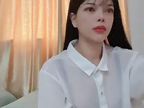 Snapshot of Karen8686 chatting on 06-18-26, 02:34 Karen8686 online show from 06-18-26, 02:34