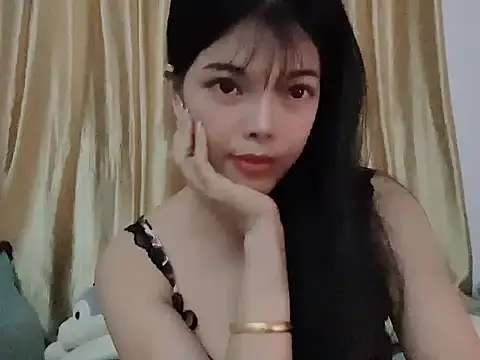 Snapshot of Karen8686 chatting on 06-22-26, 04:04 Karen8686 online show from 06-22-26, 04:04