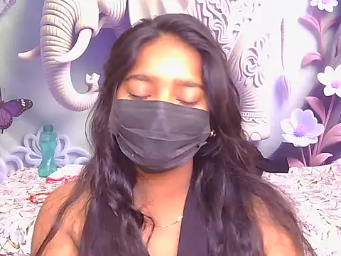 bold-kiyara online show from 06-13-26, 05:49