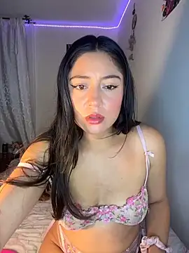 Snapshot of Antonella_Moreau chatting on 07-23-26, 03:26 Antonella Moreau online show from 07-23-26, 03:26