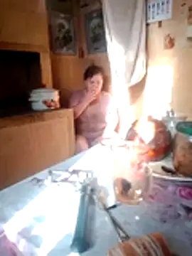 Snapshot of oksana72 chatting on 04-07-26, 05:41 oksana72 online show from 04-07-26, 05:41