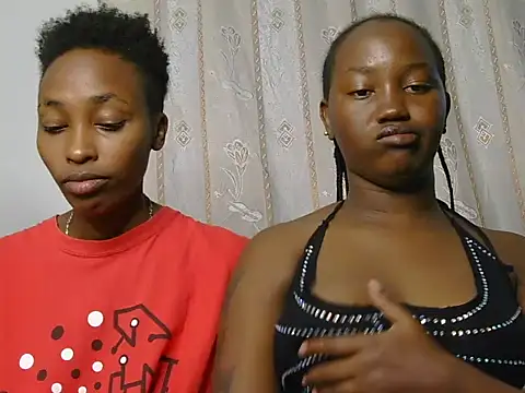 Snapshot of missvibe_xx chatting on 06-20-26, 12:14 missvibe xx online show from 06-20-26, 12:14