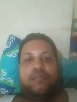 Snapshot of BustlingShirt chatting on 06-10-26, 06:07 BustlingShirt online show from 06-10-26, 06:07