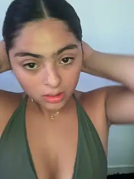 Snapshot of canelareina chatting on 07-08-26, 09:19 canelareina online show from 07-08-26, 09:19