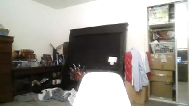 Snapshot of toosexy4myshirt chatting on 06-22-26, 04:31 toosexy4myshirt online show from 06-22-26, 04:31