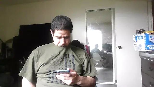 Snapshot of toosexy4myshirt chatting on 06-23-26, 01:53 toosexy4myshirt online show from 06-23-26, 01:53