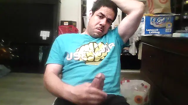 Snapshot of toosexy4myshirt chatting on 06-28-26, 03:12 toosexy4myshirt online show from 06-28-26, 03:12