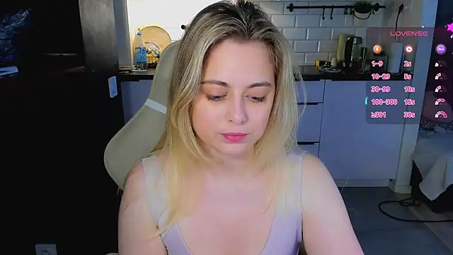 blonde kellyy online show from 06-17-26, 02:14
