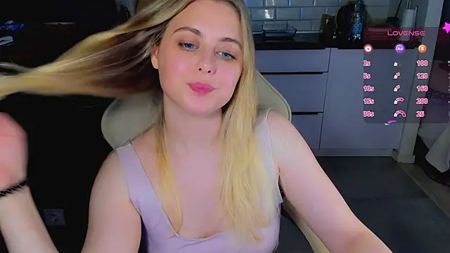blonde kellyy online show from 06-21-26, 12:02