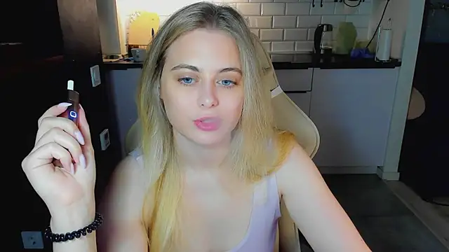 blonde kellyy online show from 07-14-26, 02:05