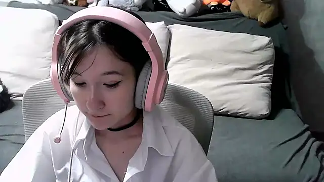 Lilfain baby online show from 07-23-26, 02:26