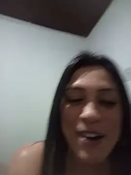 Snapshot of Milabri chatting on 06-26-26, 03:11 Milabri online show from 06-26-26, 03:11