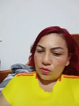 Agata Traviesa online show from 06-24-26, 04:00