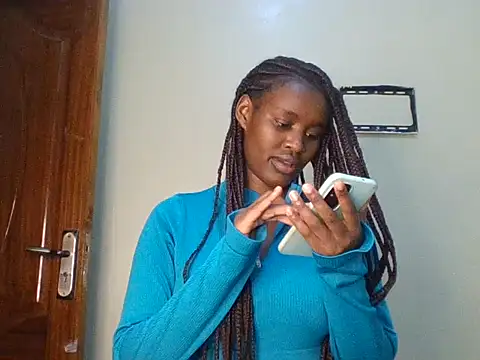 Prettygodess1 online show from 06-25-26, 07:51