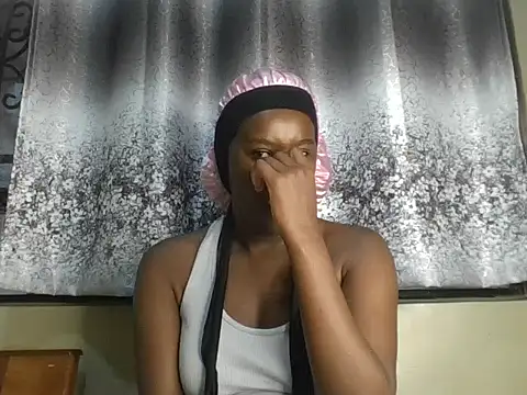 Prettygodess1 online show from 06-30-26, 05:41