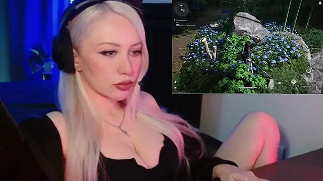roxxyrowe online show from 06-13-26, 01:42
