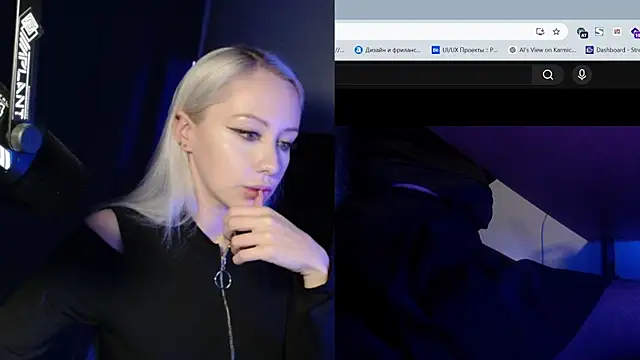 Snapshot of roxxyrowe chatting on 07-09-26, 09:41 roxxyrowe online show from 07-09-26, 09:41
