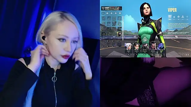 Snapshot of roxxyrowe chatting on 07-12-26, 09:06 roxxyrowe online show from 07-12-26, 09:06