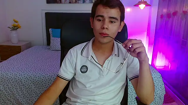 Snapshot of jack__tomas chatting on 06-09-26, 03:12 jack tomas online show from 06-09-26, 03:12