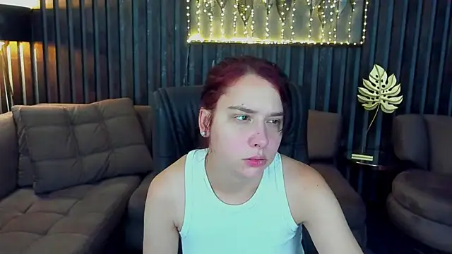 Livia Shy online show from 06-20-26, 11:46