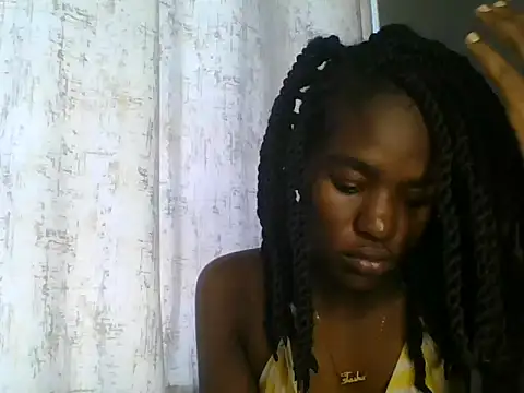 Lola Allure online show from 06-27-26, 12:22