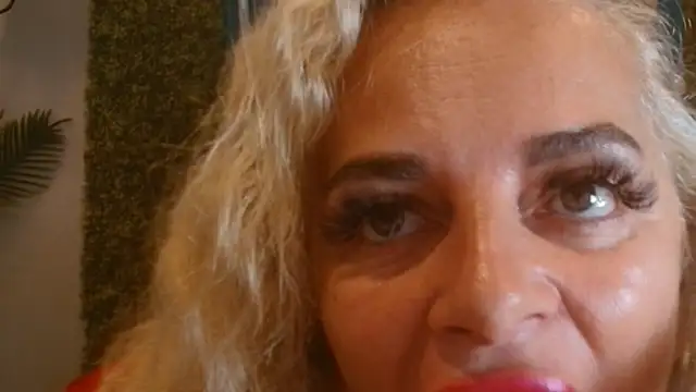 ElviraZoi online show from 07-08-26, 06:18