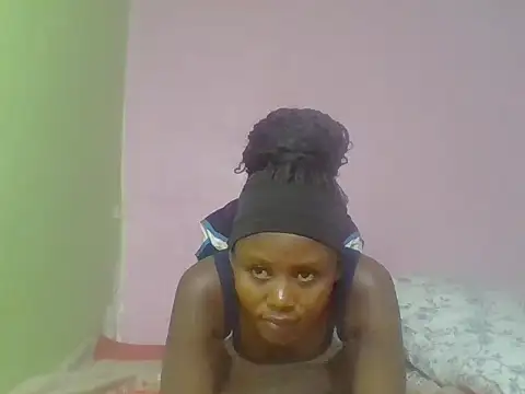 cute bee online show from 06-12-26, 08:30
