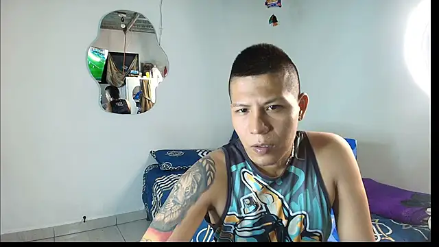 ihan hot online show from 06-18-26, 04:35