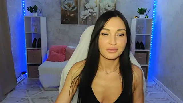 NikoleMills online show from 07-19-26, 07:45