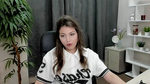 AsiaBohall online show from 06-15-26, 05:20