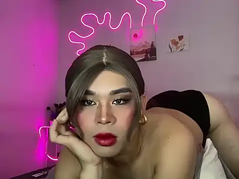 Snapshot of Horny_HoneyX chatting on 06-17-26, 01:23 Horny HoneyX online show from 06-17-26, 01:23